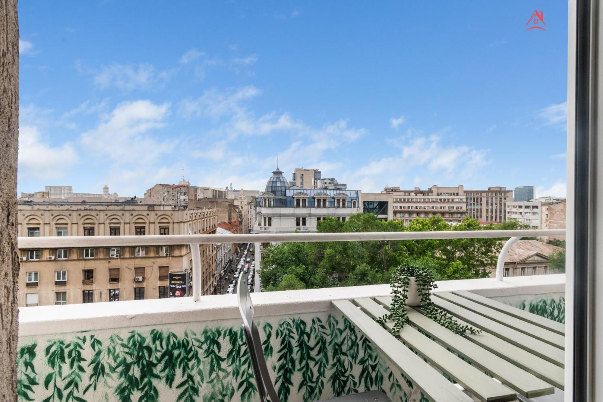 Beautique Panoramic View On People Palace